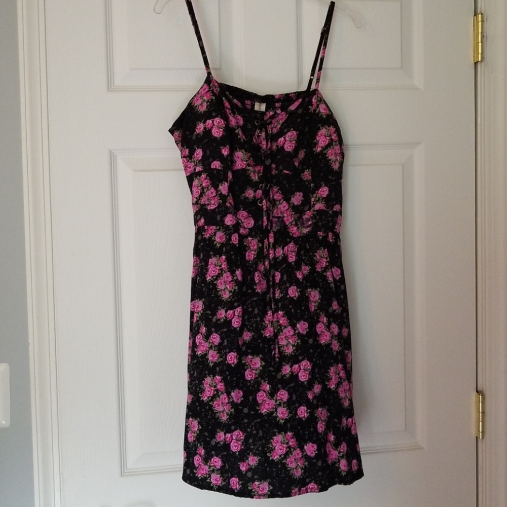 Pretty Flowered Summer Dress